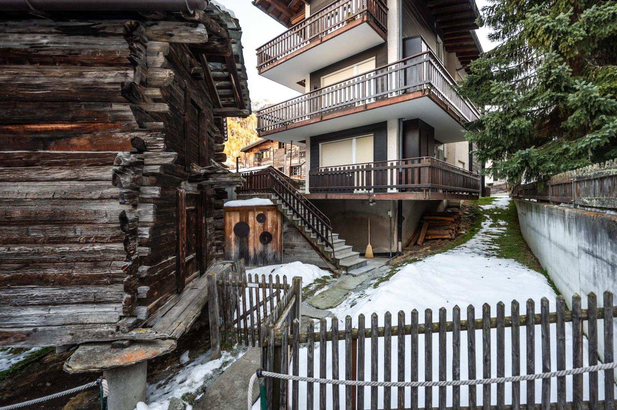 Chalet Aroleid Zermatt By Inspiringplaces Zermatt Bagian luar foto